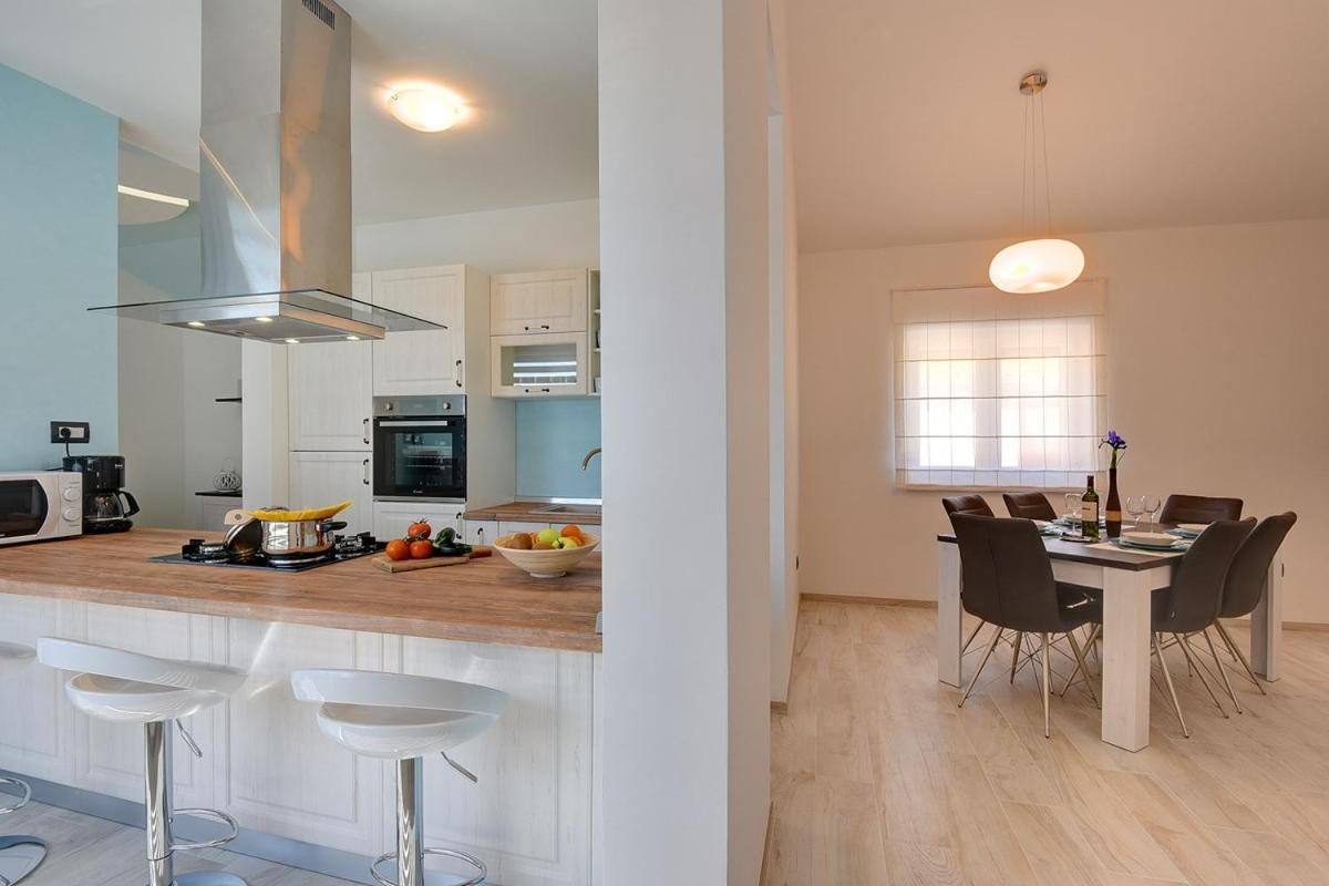 Villa Sunny Home Vodnjan Esterno foto