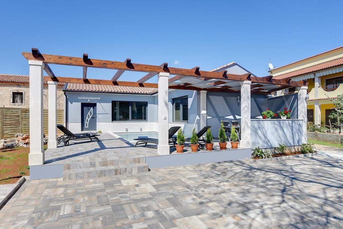 Villa Sunny Home Vodnjan Esterno foto