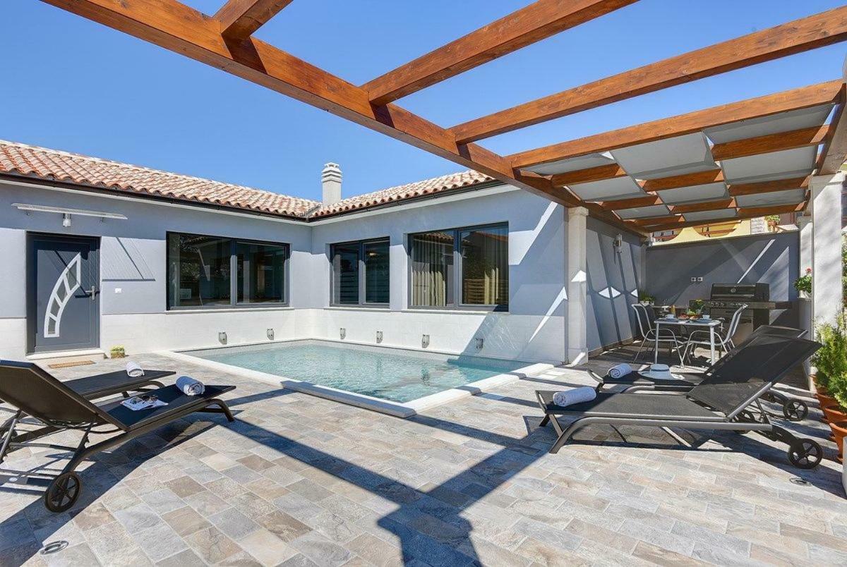 Villa Sunny Home Vodnjan Esterno foto